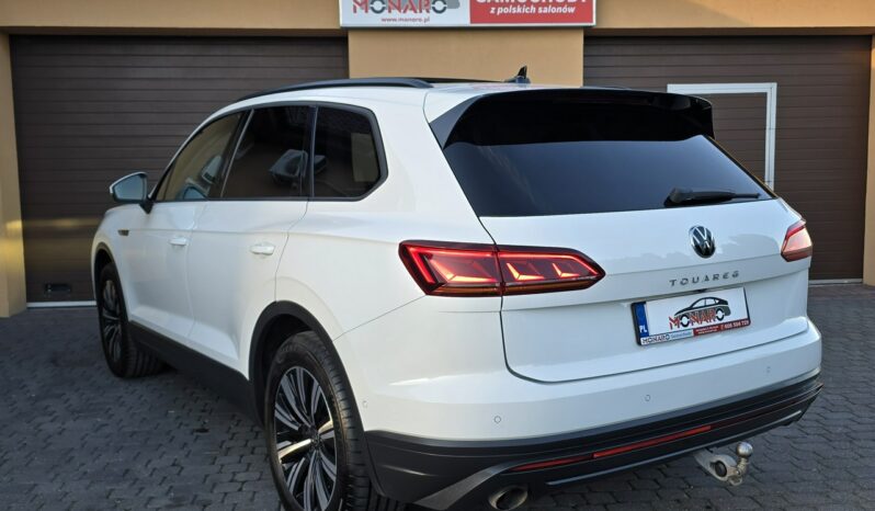 Volkswagen Touareg 3.0 V6 TDI 4Motion DSG Panorama Dach Hak Salon Polska Serwis ASO FV23% full