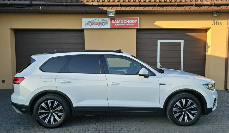 Volkswagen Touareg 3.0 V6 TDI 4Motion DSG Panorama Dach Hak Salon Polska Serwis ASO FV23% full