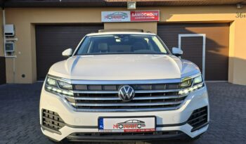 Volkswagen Touareg 3.0 V6 TDI 4Motion DSG Panorama Dach Hak Salon Polska Serwis ASO FV23% full